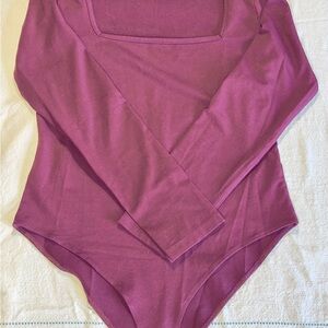 Mangopop Square Neck Burgundy Long Sleeve Bodysuit Women’s Large